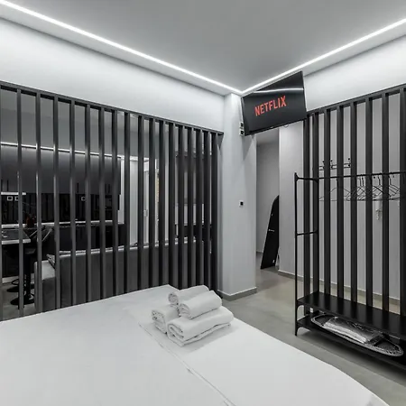 Kamara Urban Retreat By #db Premium Apartment