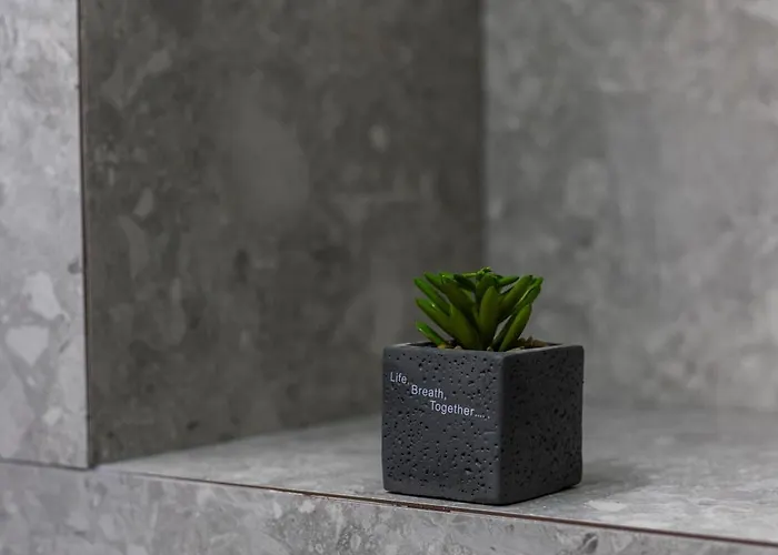 Kamara Urban Retreat By #db Premium *