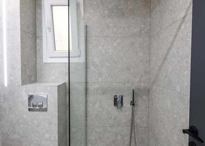 Apartment Kamara Urban Retreat By #db Premium
