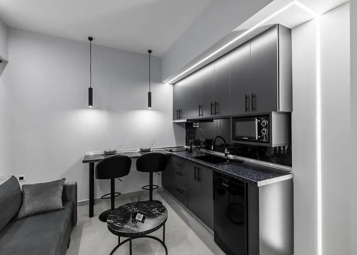 Kamara Urban Retreat By #db Premium Apartment
